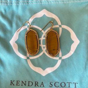 Kendra Scott medium drop earrings